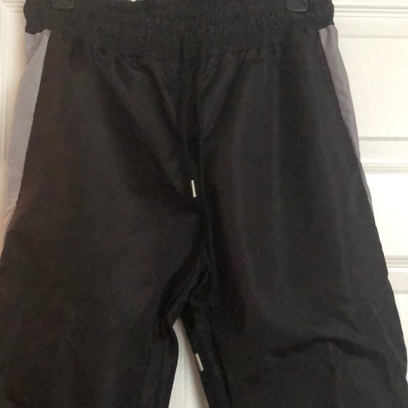 Boohoo Joggers Never Worn! - Picture 4 of 6